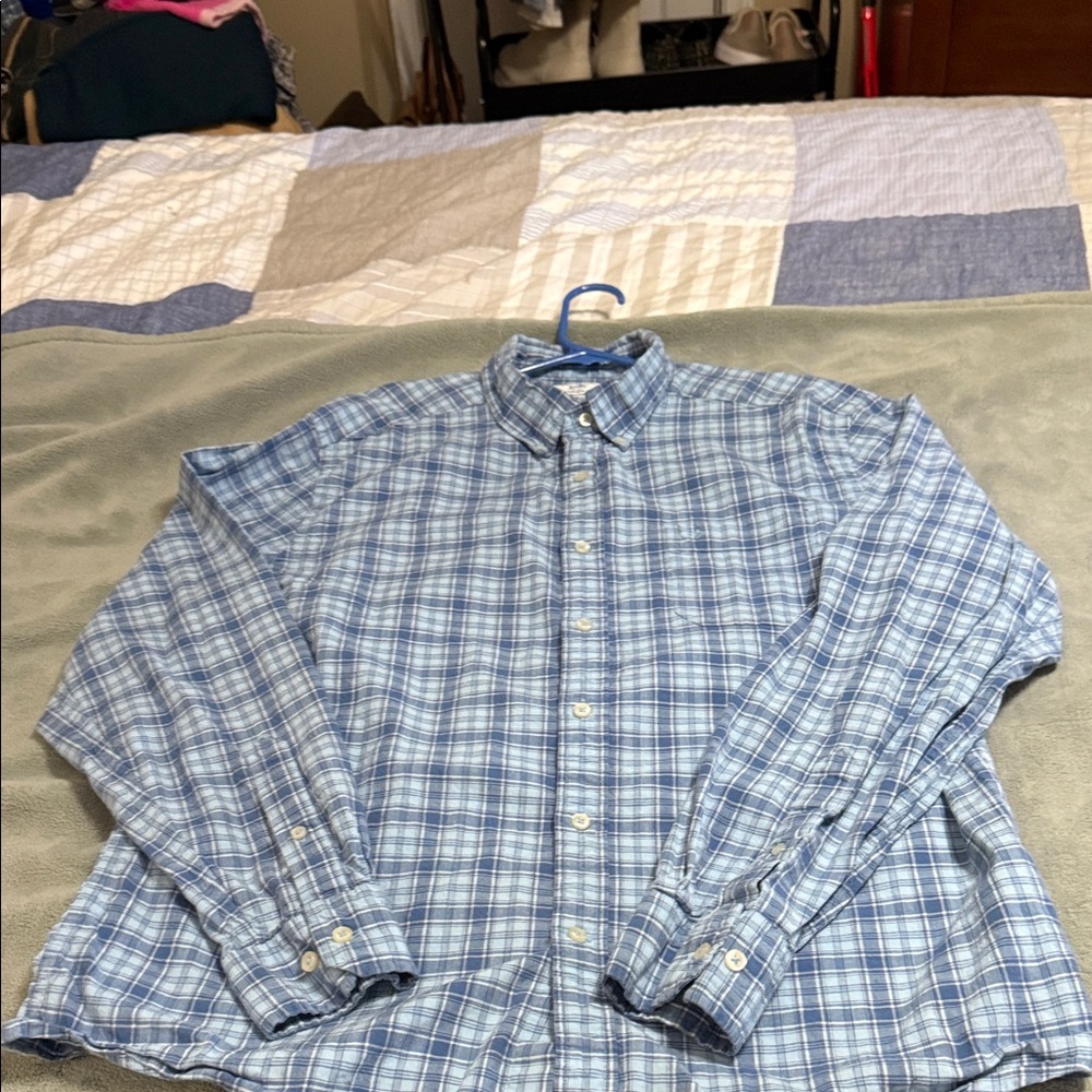 Southern Tide Light Blue and White Checkered Shirt: GREAT CONDITION